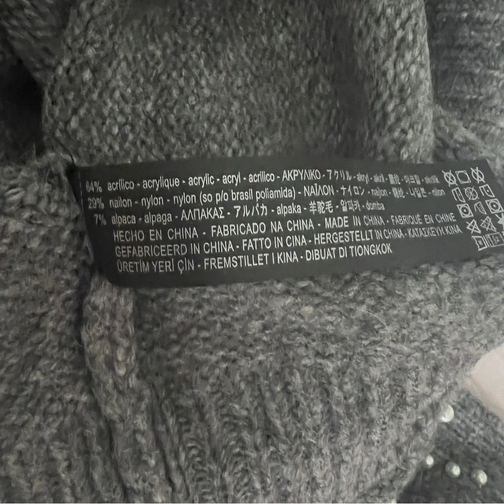 Zara Crop Pearl Sweater Small - Picture 7 of 7